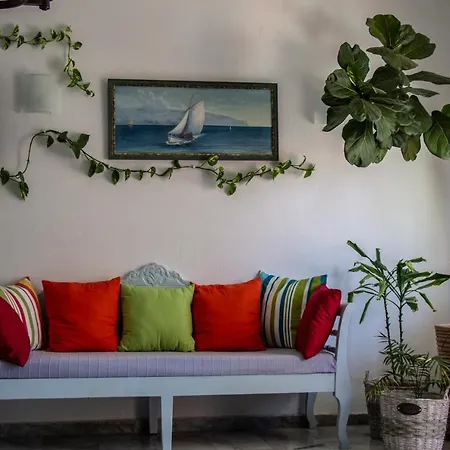 Maistrali Casa de hóspedes Perissa (Santorini)