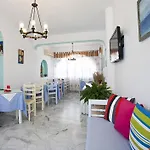 Gæstehus Maistrali Perissa (Santorini)