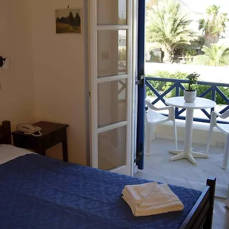 Maistrali Perissa (Santorini)