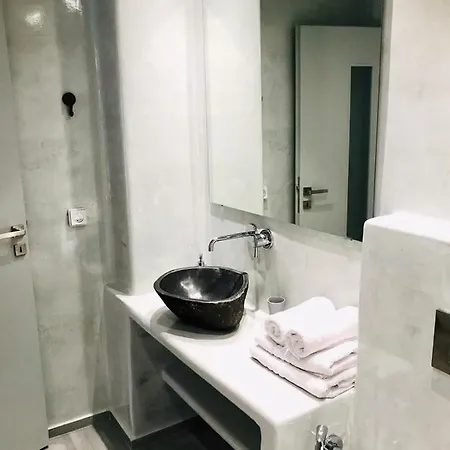 Maistrali 2* Perissa (Santorini)