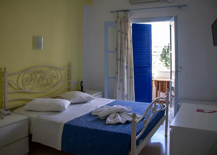 Maistrali Perissa (Santorini)