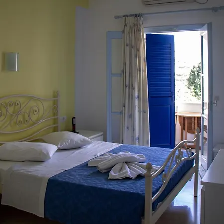 Maistrali Perissa (Santorini)