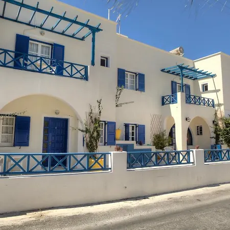 Maistrali Perissa (Santorini)